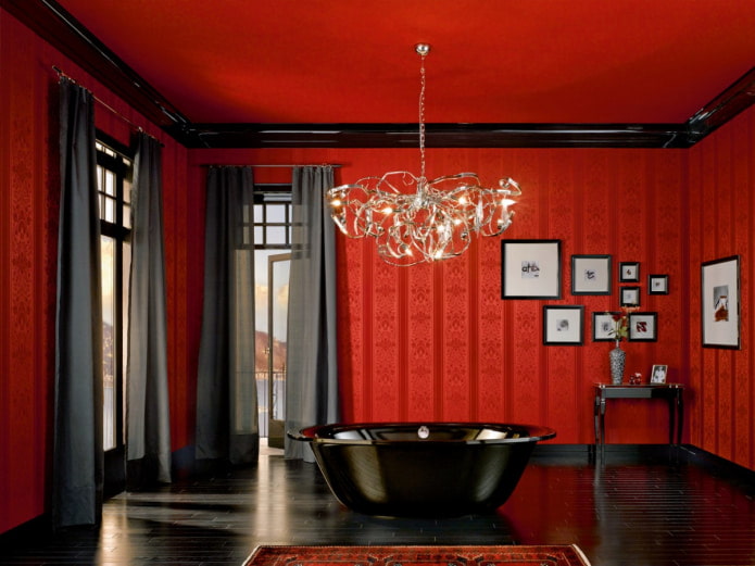 черный пол в просторной красной ванной