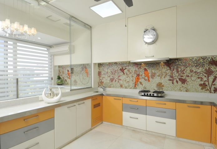 мозаичное панно в интерьере кухни