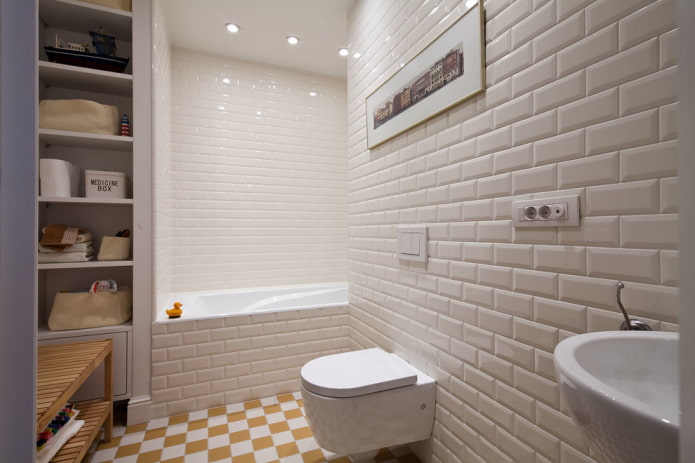 плитка белого цвета кирпичиками в интерьере ванной
