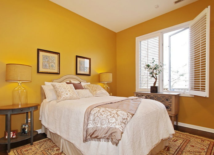 оттенки желтого в интерьере спальни