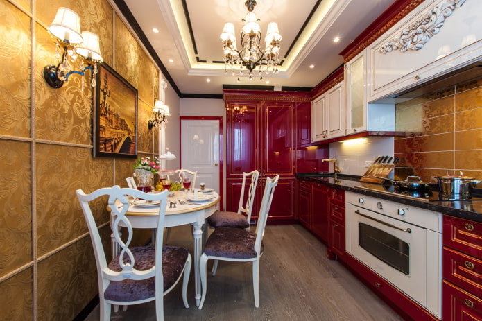 красный интерьер кухни в классическом стиле