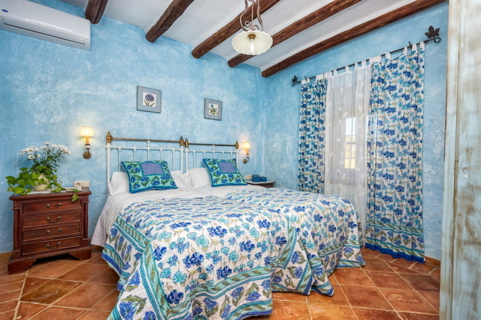 текстиль в спальне в средиземноморской стилистике