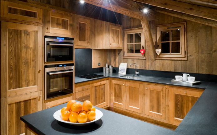 деревянная мебель в кухне