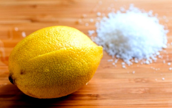 лимон и соль