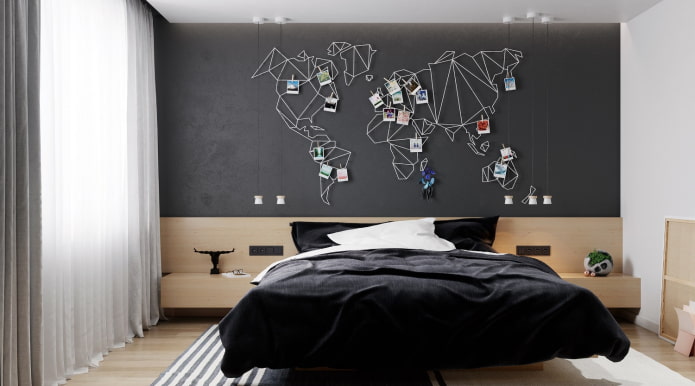 инсталляция в виде карты мира в спальне