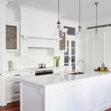 Белый кухонный гарнитур: особенности выбора, сочетания, 70 фото в интерьере-10