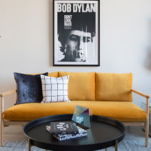 Желтый диван в интерьере: виды, формы, материалы обивки, дизайн, оттенки, сочетания-6
