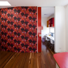 Бордовые обои на стенах: виды, дизайн, оттенки, сочетание с другими цветами, шторами, мебелью-1