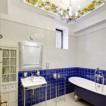 Потолок в ванной комнате: виды отделки по материалу, конструкции, цвет, дизайн, освещение-1