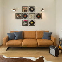 Коричневый диван в интерьере: виды, дизайн, материалы обивки, оттенки, сочетания-0