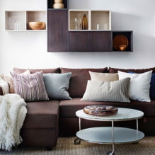 Коричневый диван в интерьере: виды, дизайн, материалы обивки, оттенки, сочетания-7