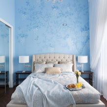 Узкая спальня: фото в интерьере, примеры планировки, как расположить кровать-2